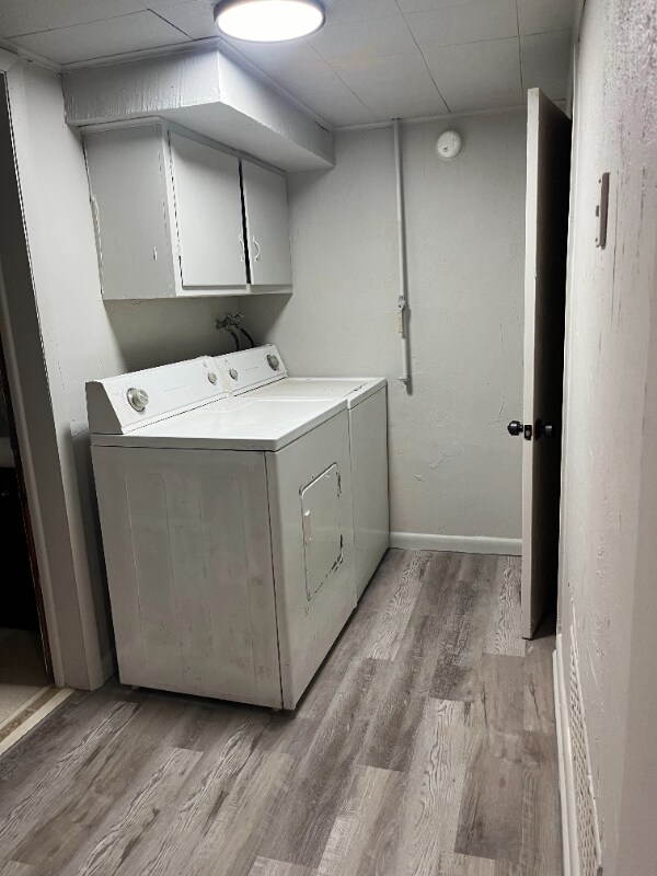 Building Photo - 510 N Queens Ave