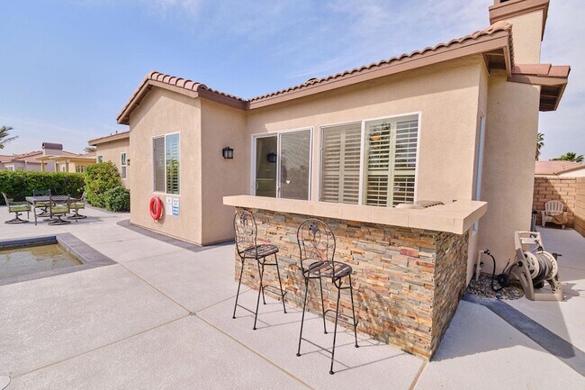 Building Photo - 43424 Bordeaux Dr