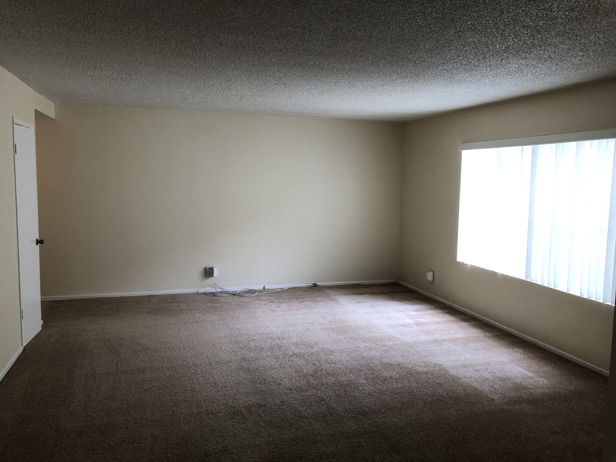 Living Room - 548 Short St