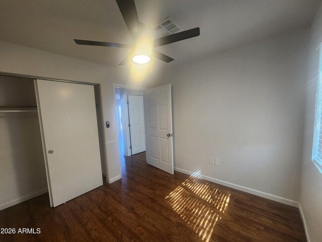 Building Photo - 918 E Garfield St