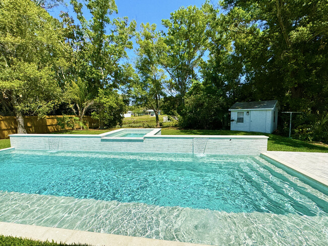 Pool & Hot Tub - 101 S Corona Ave