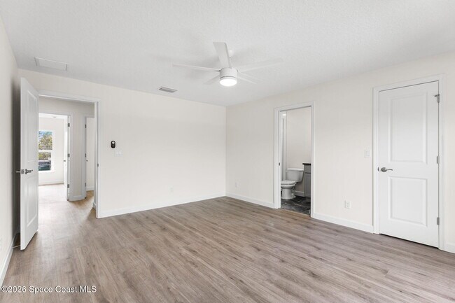 Building Photo - 193 Dayton Blvd