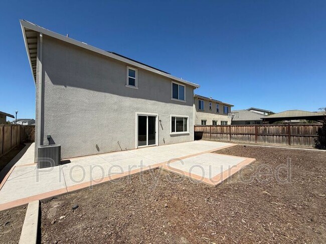 Building Photo - 754 Shearwater Rd