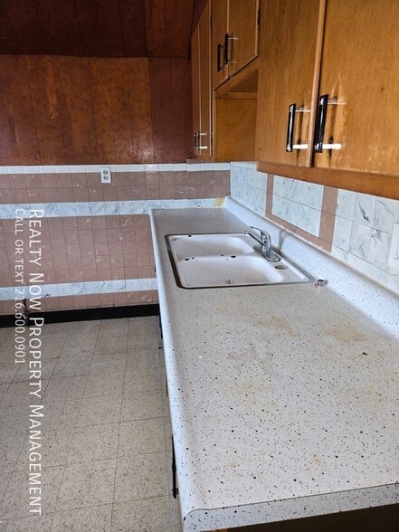 Building Photo - 3475 W 46th St