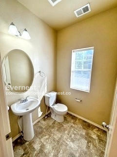 Building Photo - 403 Bannock St