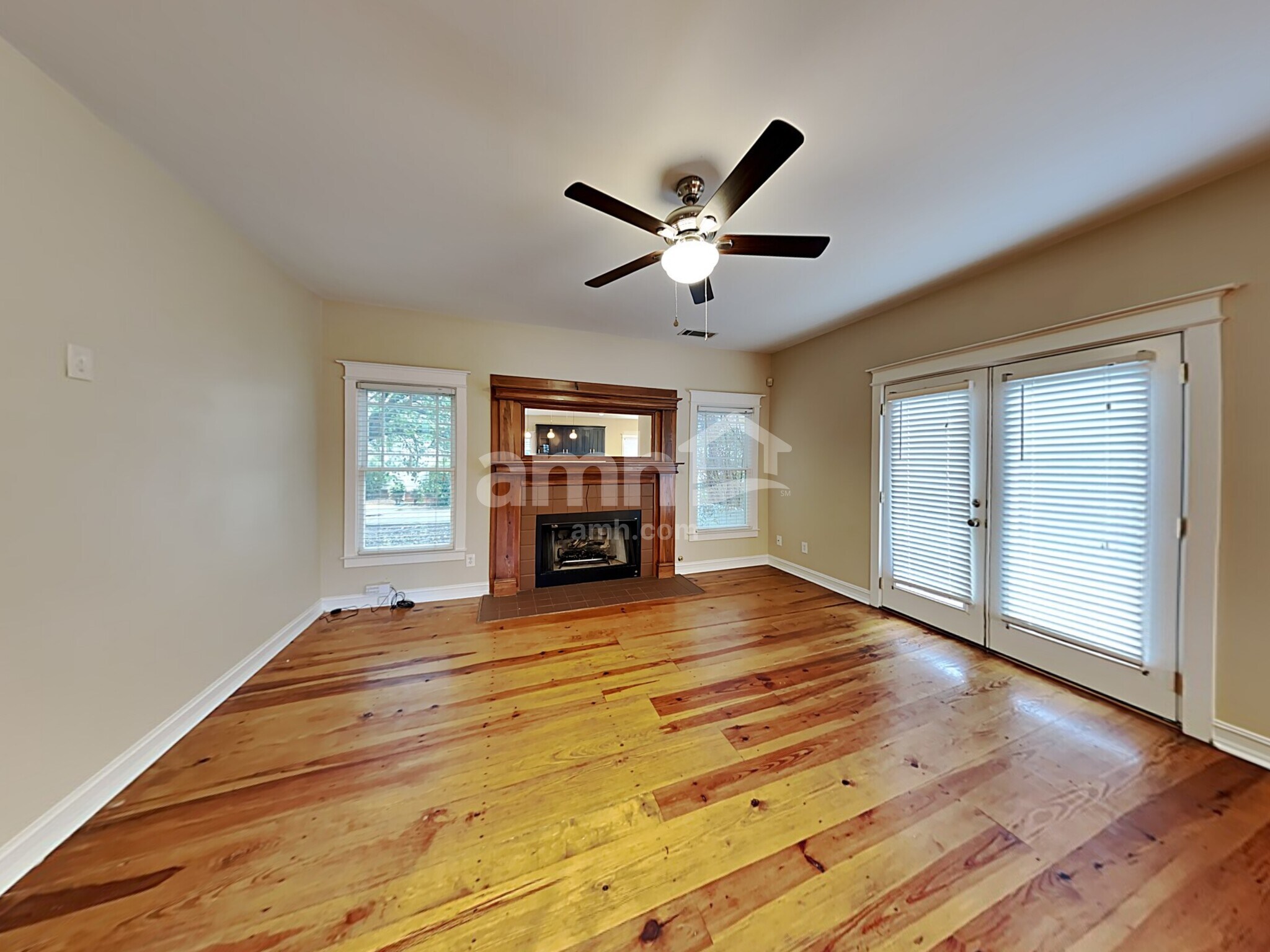 Building Photo - 145 Memory Ln