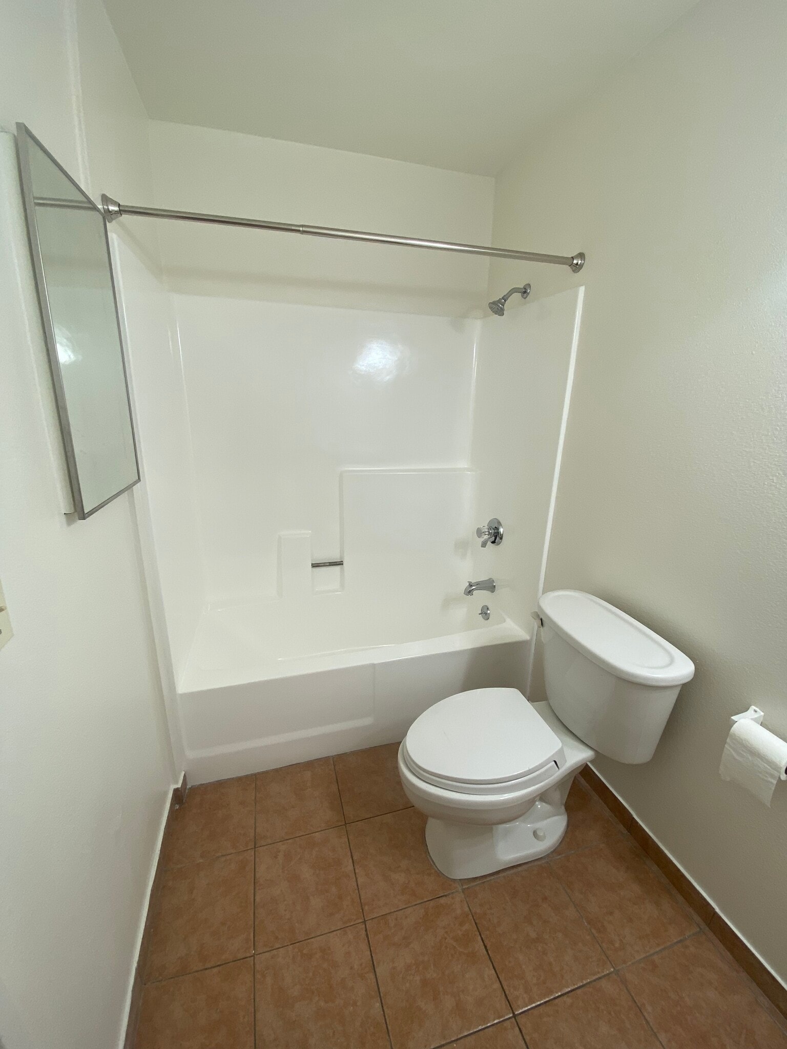 Building Photo - 1157 Rosedale Ave