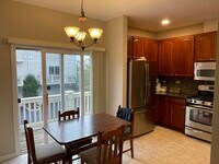 Building Photo - 753 Hanbury Dr