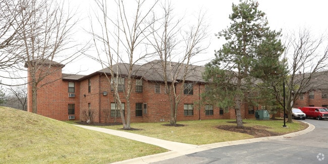 Building Photo - St. George On the Commons