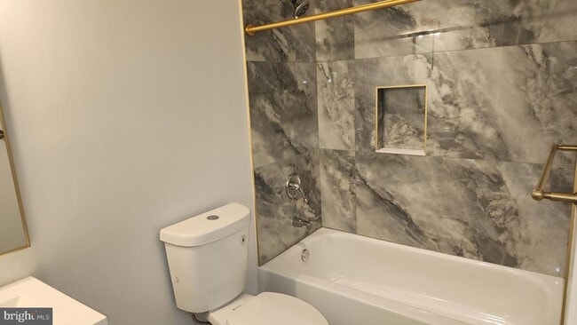 Building Photo - 1701 Stourbridge Ct