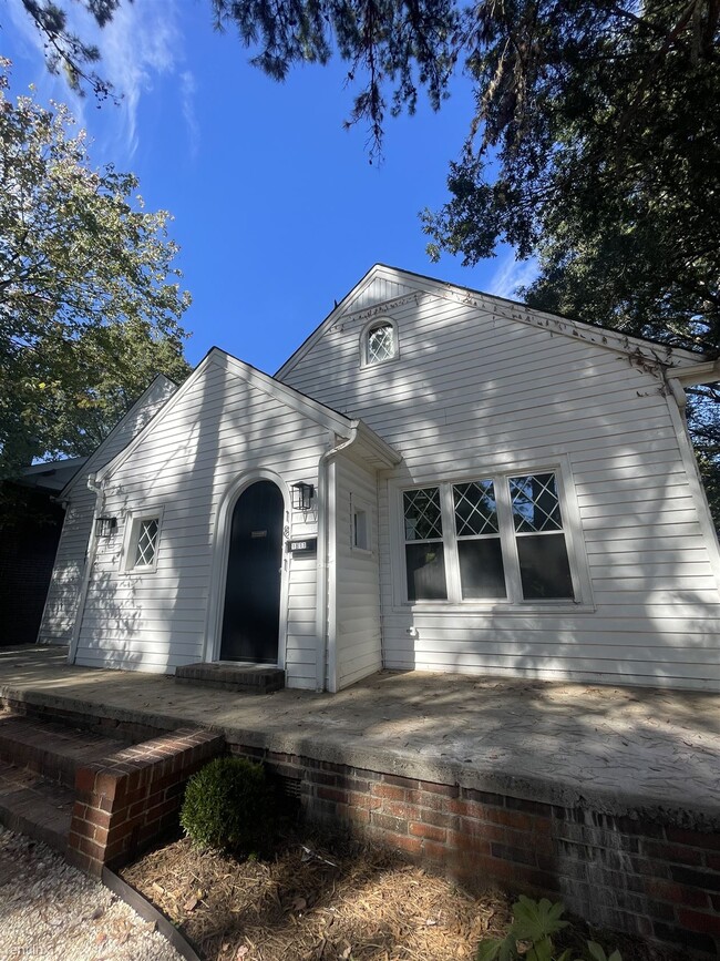 Building Photo - 2 br, 2 bath Duplex - 1811 Chestnut Avenue...