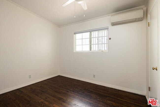 Building Photo - 12844 Short Ave
