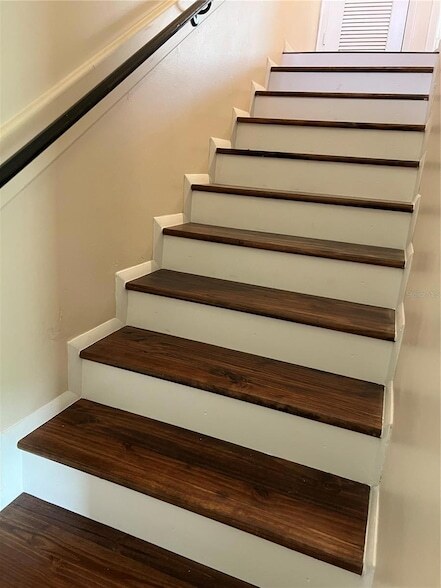 Building Photo - 1525 SE 25th St