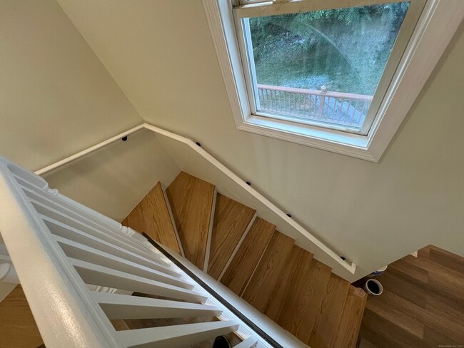 Building Photo - 46 Morgan St