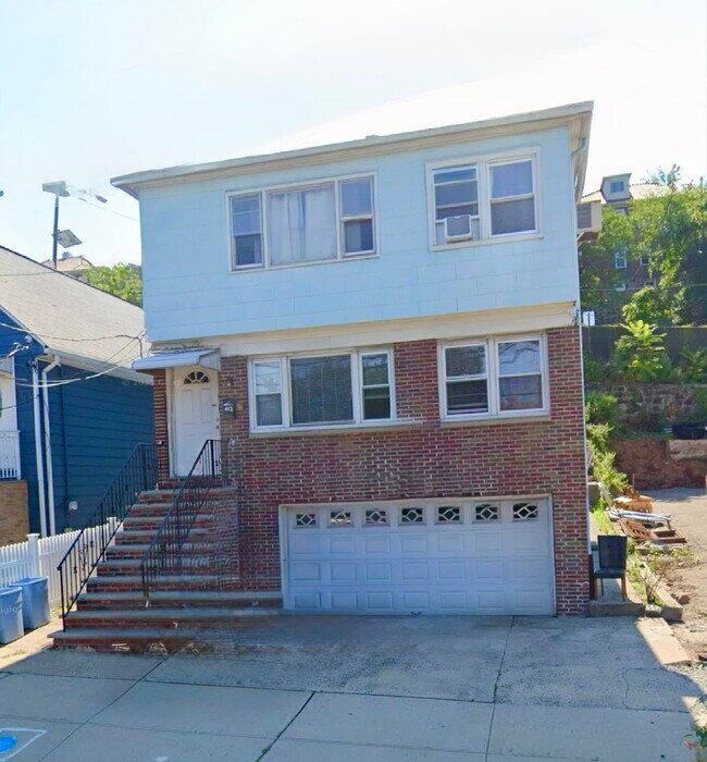 Primary Photo - 602 Liberty Ave