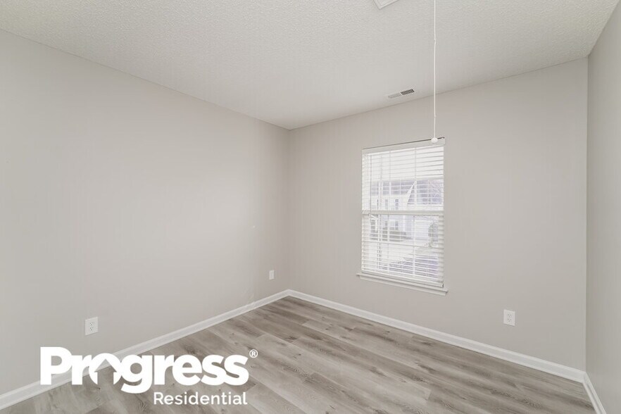 Building Photo - 10425 Katie Creek Ct