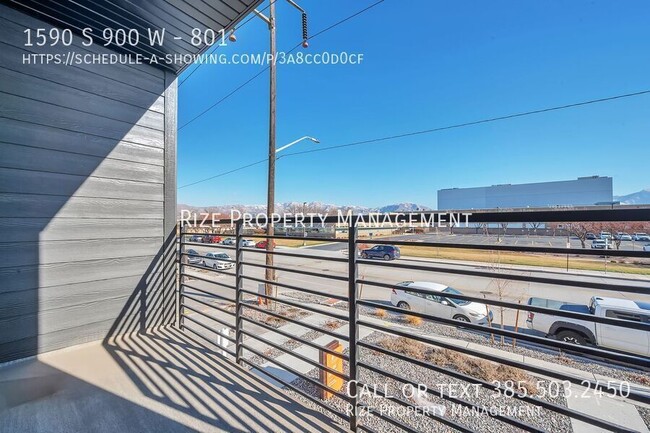 Building Photo - 1590 S 900 W