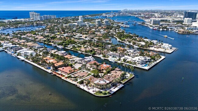 Building Photo - 3 Isla Bahia Dr