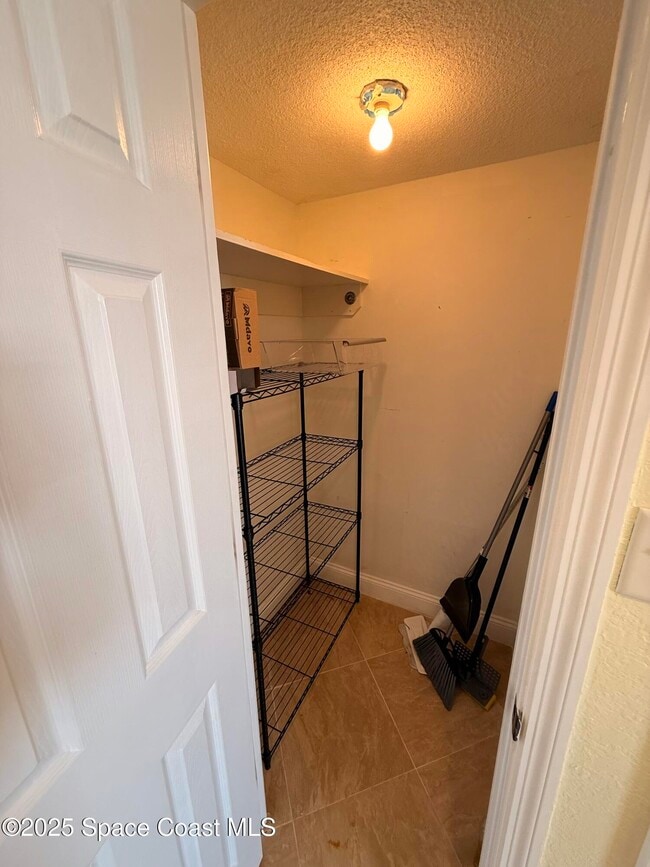 Building Photo - 2020 N Atlantic Ave