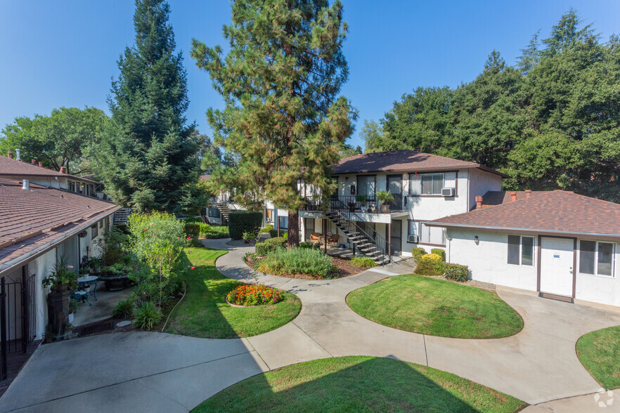 Primary Photo - Casa Vasona Garden Apartments