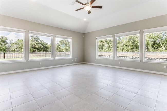 Building Photo - 4227 Carol Ridge Dr