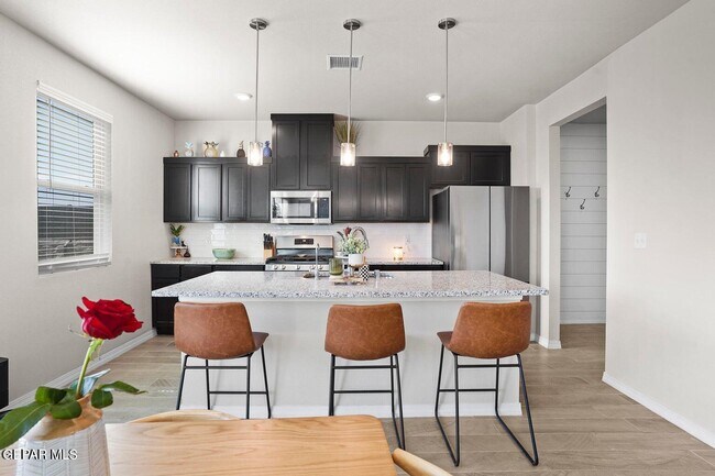 Building Photo - 1624 Brevoort St