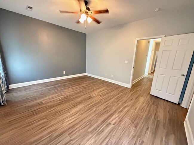 Building Photo - 3 Bedroom 2 Bath House in Brickhope Greens - Goose Creek