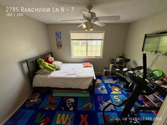Building Photo - 2785 Ranchview Ln N