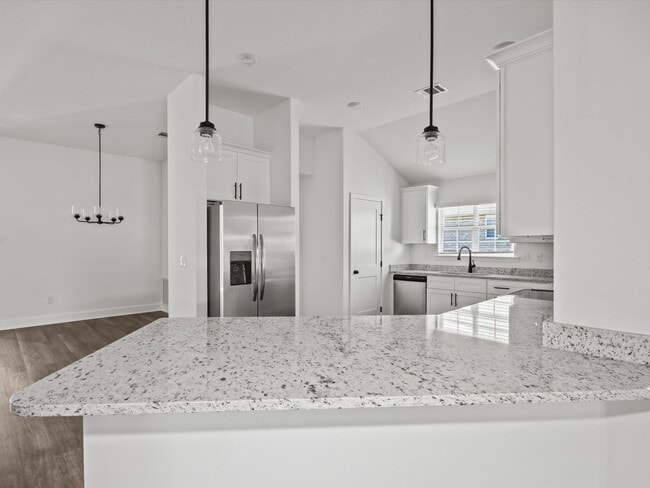 Building Photo - New & Move-In Ready!
