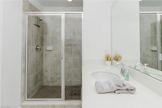 Building Photo - 6046 National Blvd