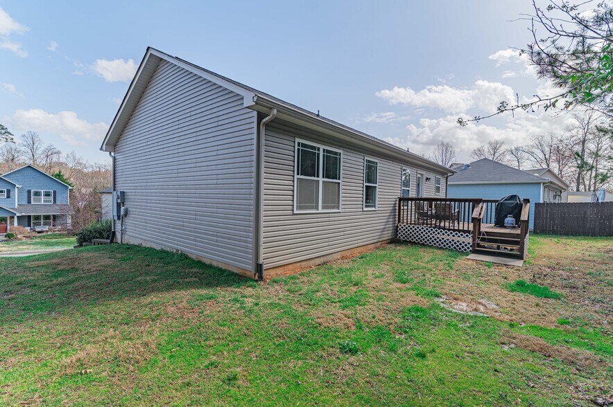 Building Photo - 7809 Elkton Ln