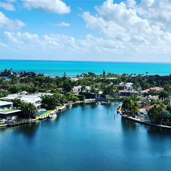 Building Photo - 3802 NE 207th St