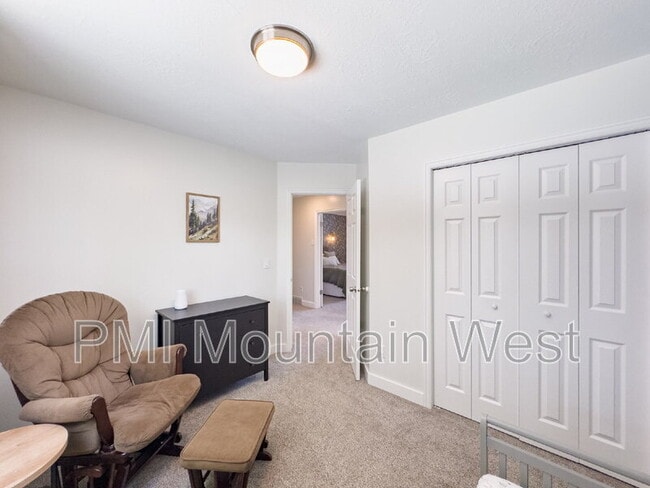 Building Photo - 607 E 1250 S