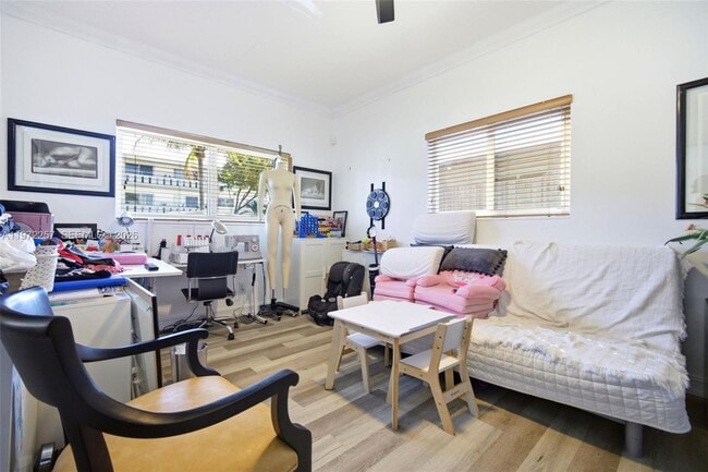 Building Photo - 1871 NE 186th St