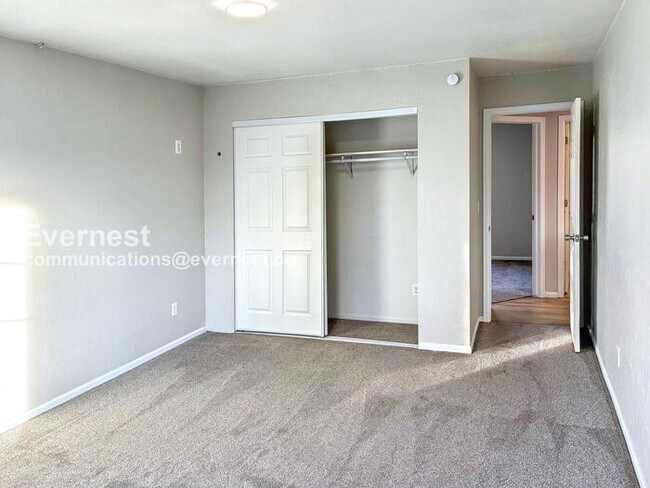 Building Photo - 3907 Heatherwood Cir