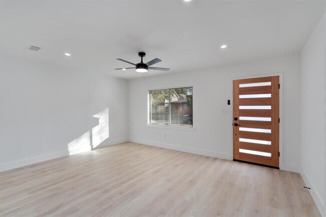 Building Photo - 406 Hammack Dr