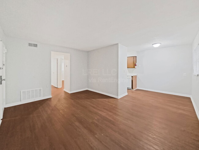 Building Photo - 3105 Fordhaven Rd