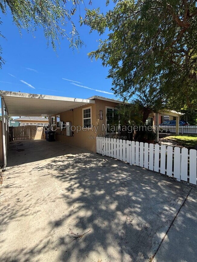 Building Photo - 2918 Gibson Pl