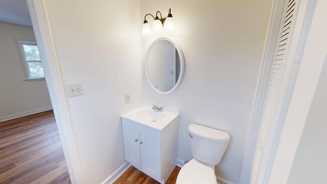 Building Photo - 601 Kelly Ct