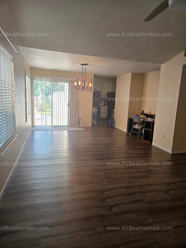 Building Photo - 2679 Parkway
