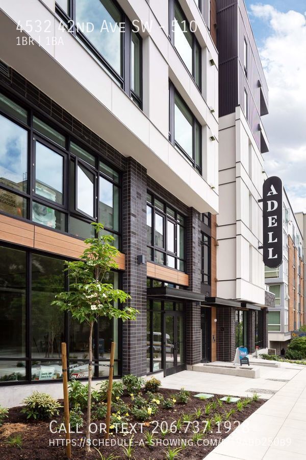 Building Photo - 4532 42nd Ave SW