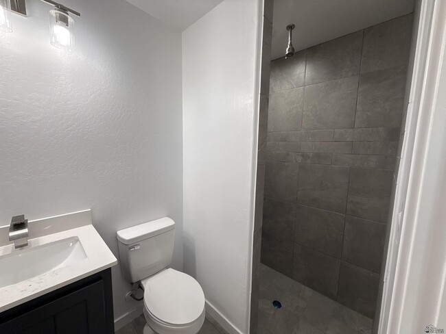 Building Photo - 5048 E Monreal Ln