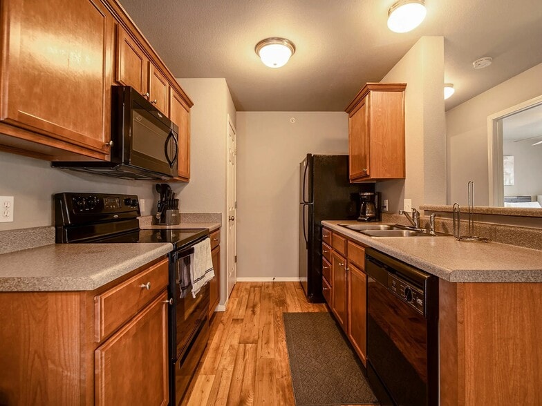 Primary Photo - Orchard Park Apartments