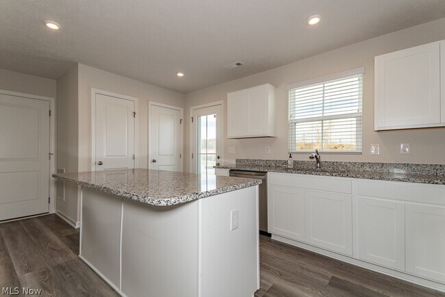 Building Photo - 578 Cherrywood Ln