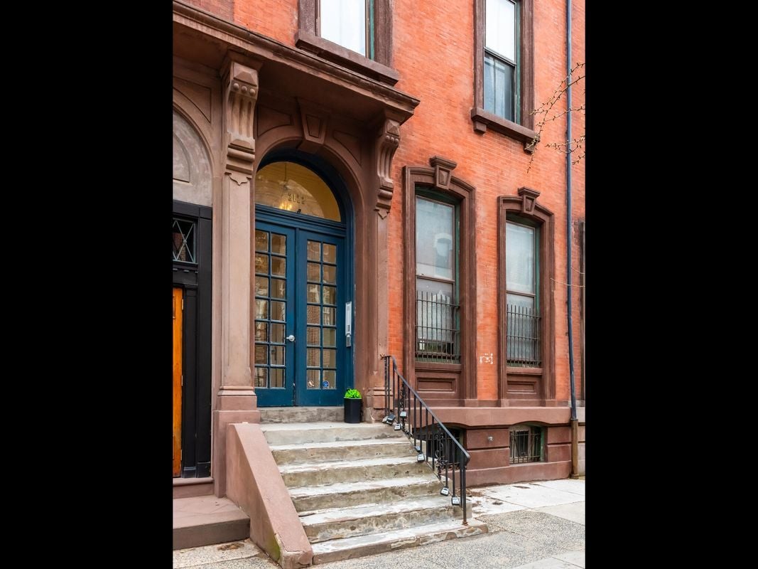 Building Photo - 2122 Spruce St