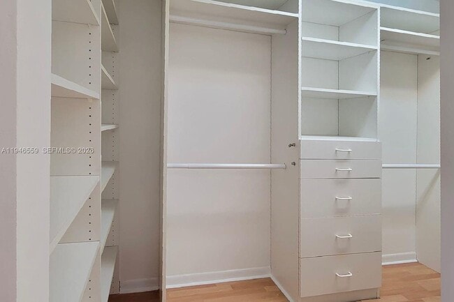 Building Photo - 12651 SW 16th Ct