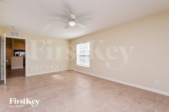 Building Photo - 12201 Helios Ave