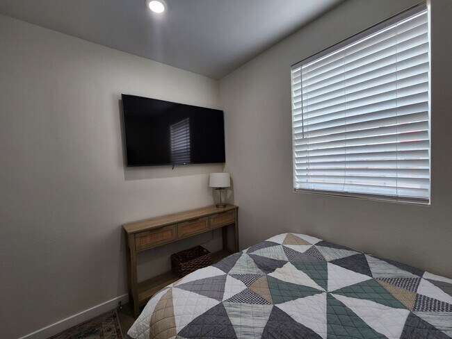 Building Photo - 228 N Soto St