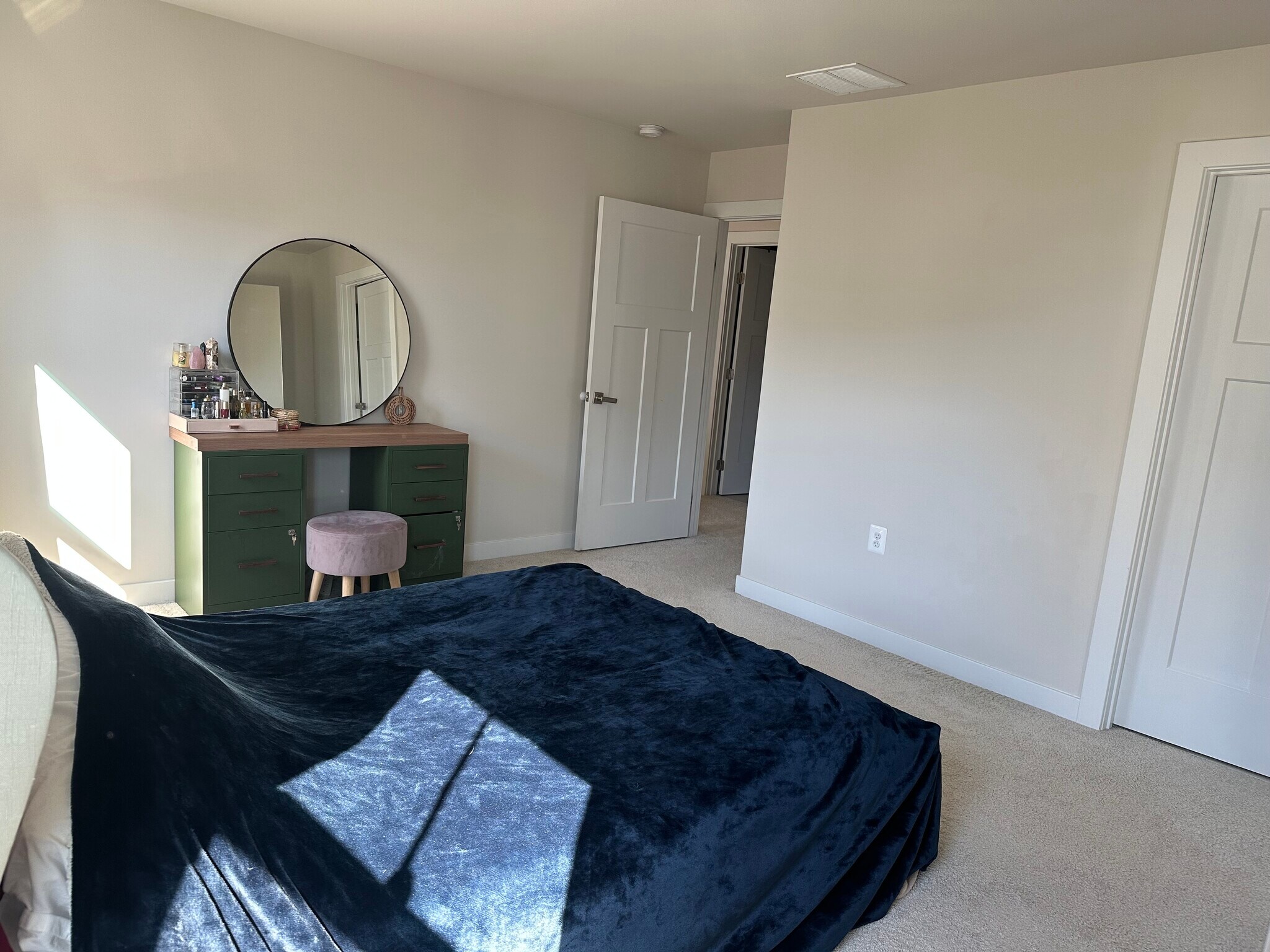 Building Photo - 7120 Iron Gall Ln