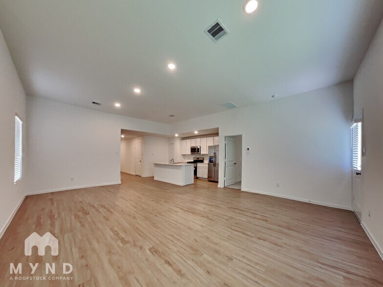Building Photo - 4247 Briarstone Knl Trl
